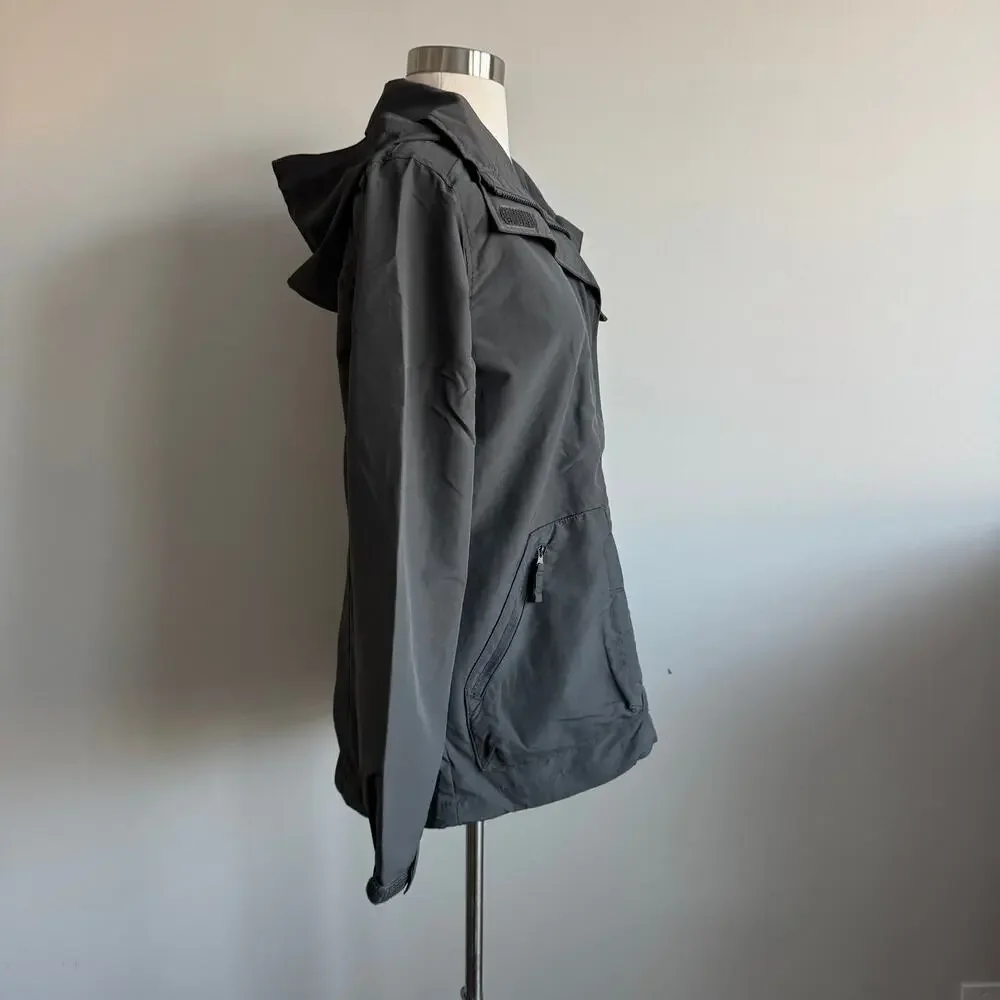 Lands’ End CS Outrigger Mesh Lined Jacket w/Hood Storm Flap Soapstone Small NWT